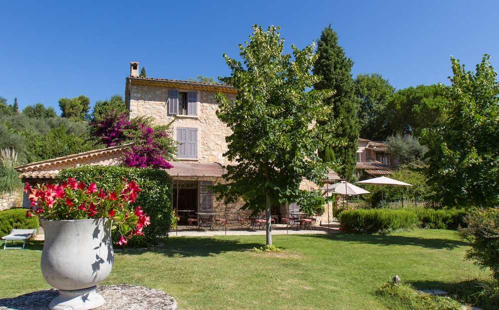 Hotel du Clos — Le Rouret — photo 2