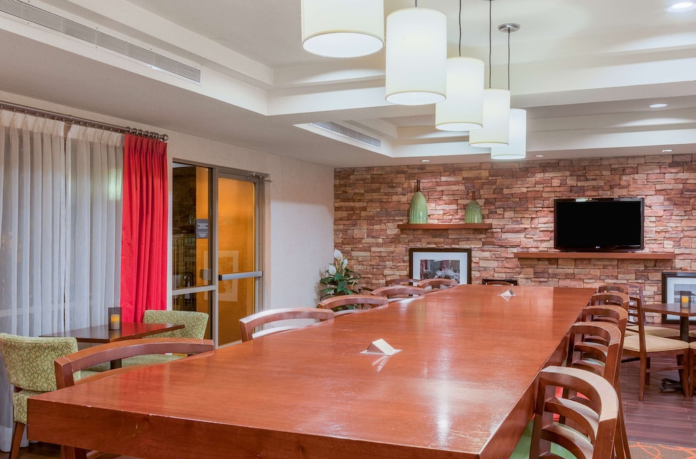 Hampton Inn San Marcos CA - photo 40