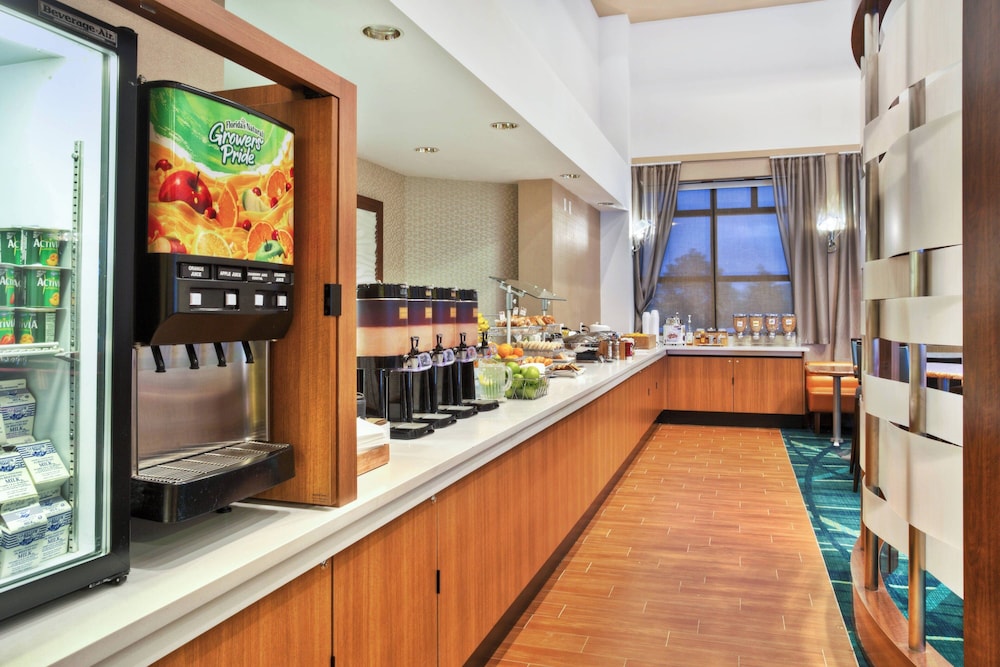 Springhill Suites by Marriott Chicago Elmhurst Oakbrook Area - photo 30