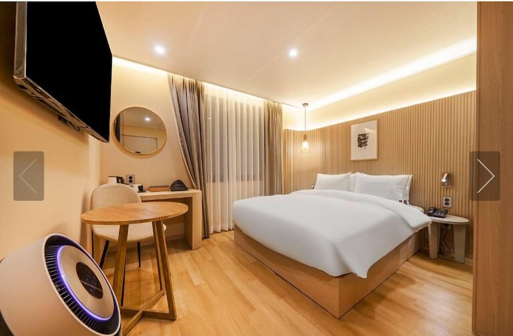 Hotel Ambers - carbon neutral hotel in Busan