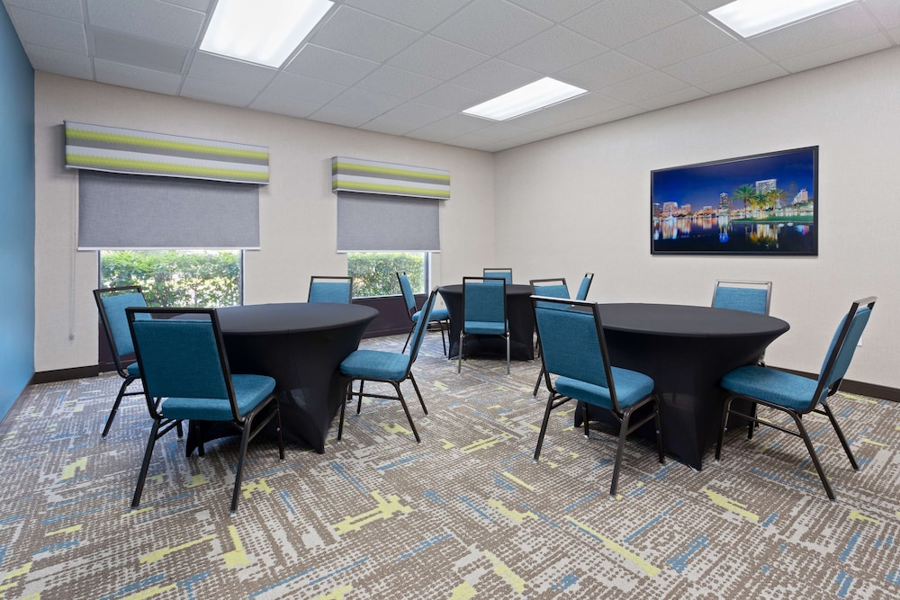 Hampton Inn & Suites Orlando Intl Dr N - photo 52