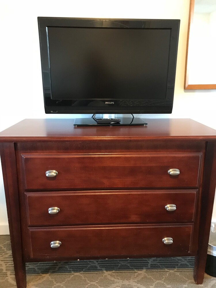 Admiral's Ocean Inn - photo 18