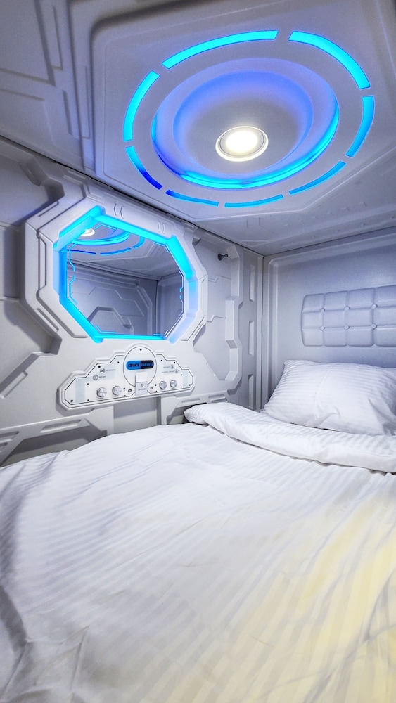 Capsula hotel - carbon neutral hotel in Yerevan