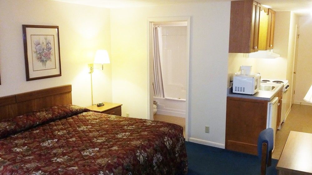 The Shaker Inn - photo 8