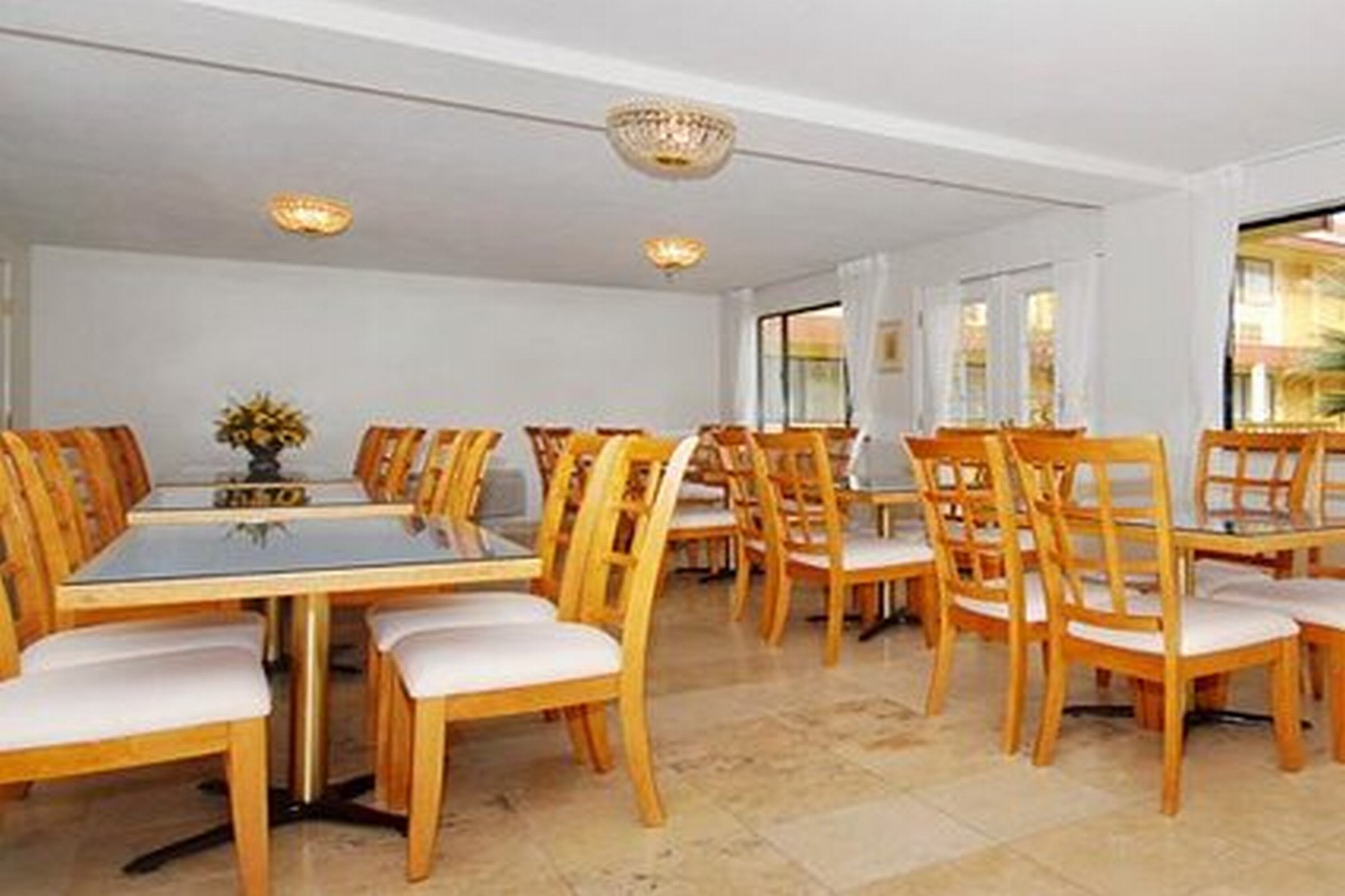 Quality Inn & Suites Bakersfield - photo 17