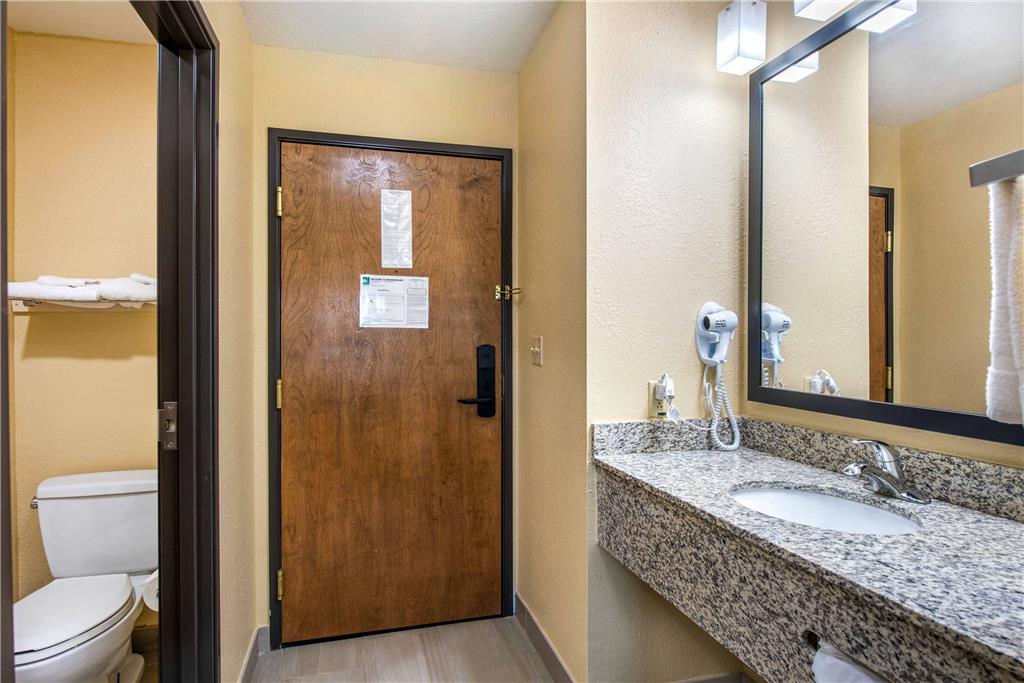 Quality Inn & Suites Brandenburg Fort Knox - photo 26