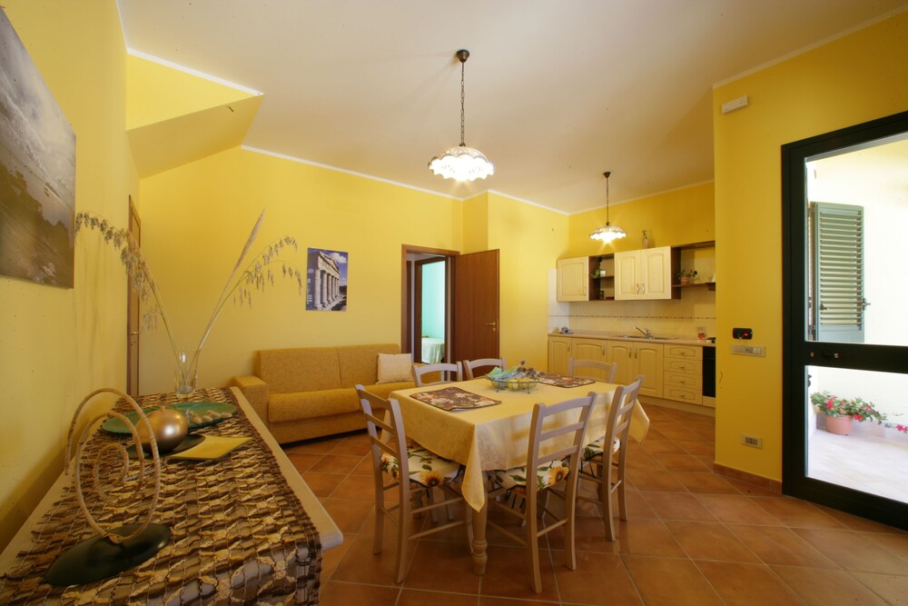 Brezza d'Estate — 4-Star Luxury Hotel in Valderice, Italy