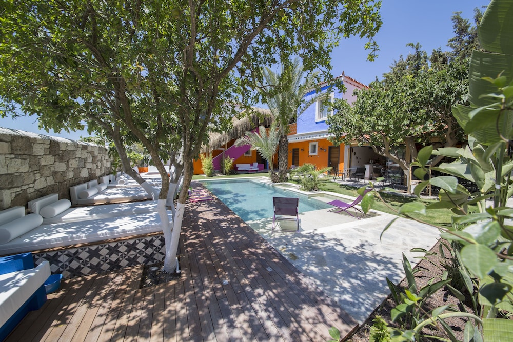 Hay Hotel - carbon neutral hotel in Cesme