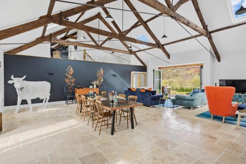 The Shippon Dawlish Free Parking EV Charger Free WiFi Coffee Machine in Dawlish, United Kingdom