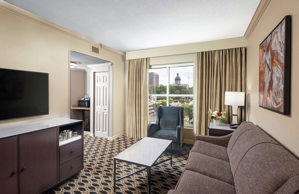 Hilton Columbia Center - photo 23
