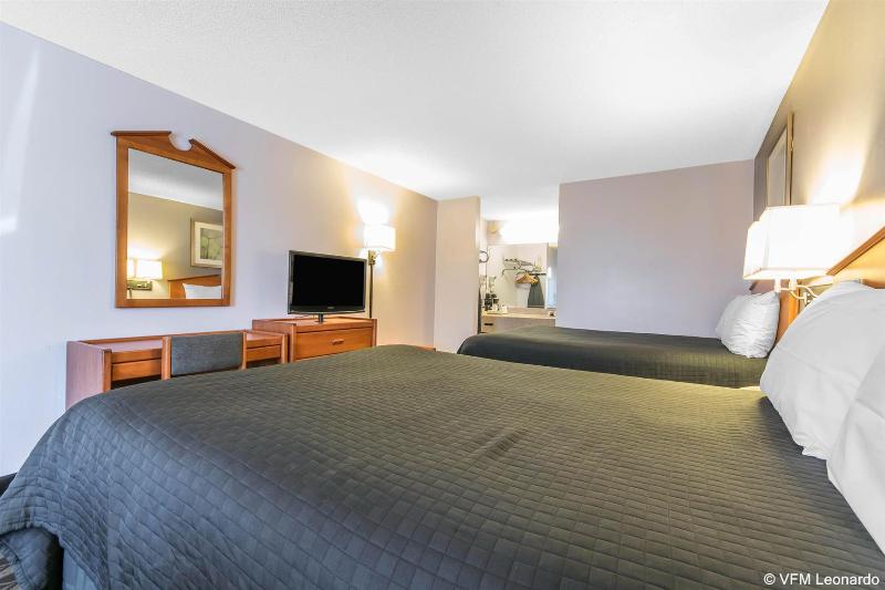 Studio 6 Suites Louisville KY Airport Expo Center - photo 12