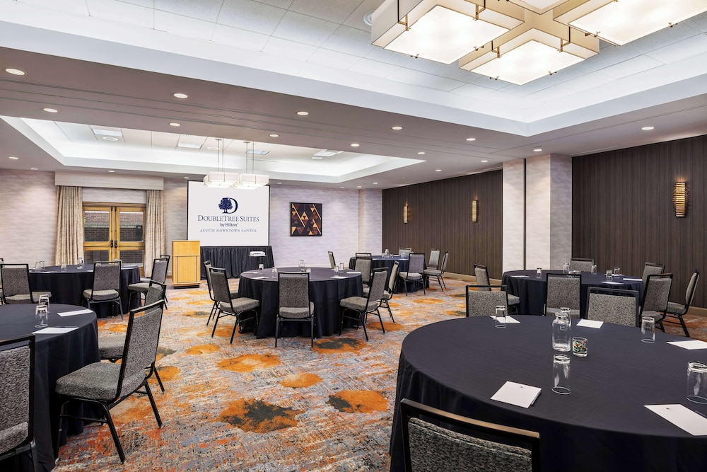 DoubleTree Suites by Hilton Austin Downtown Capitol - photo 52