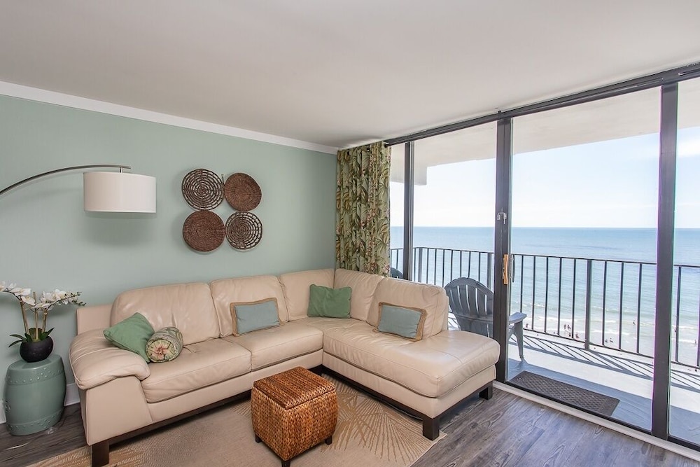 Royal Garden Resort 903 2 Bedroom Condo by RedAwning - photo 10