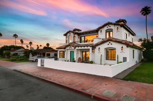 Inviting 3br Space With Firepit — San Clemente