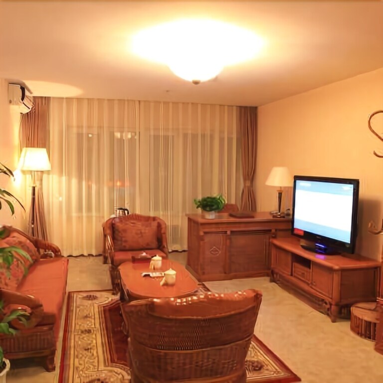 Haijun Dongshan Hotel — hotel in Qinhuangdao
