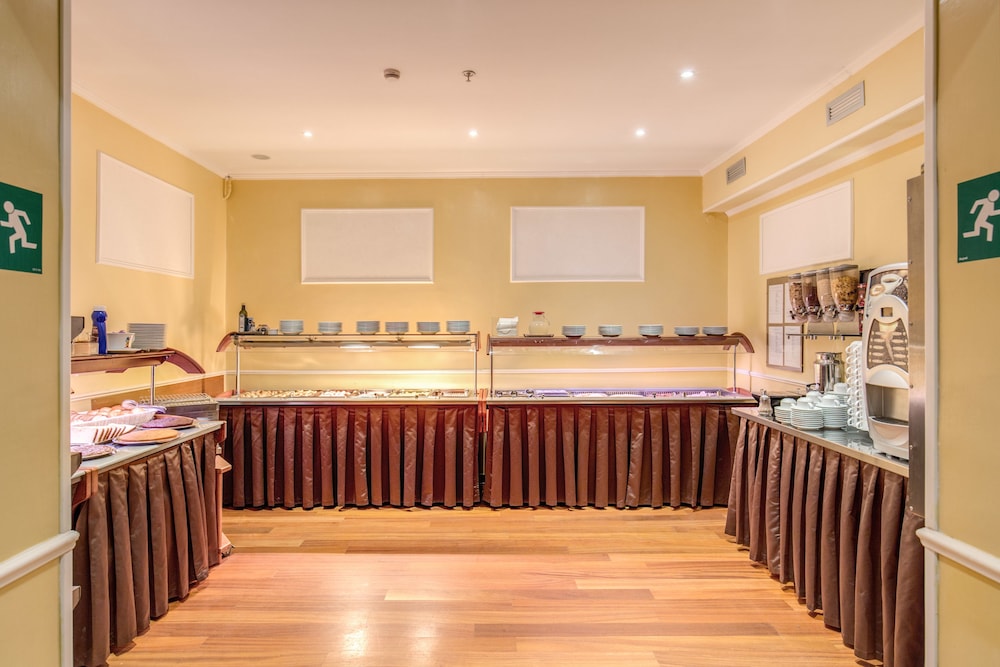 מזון ומשקאות