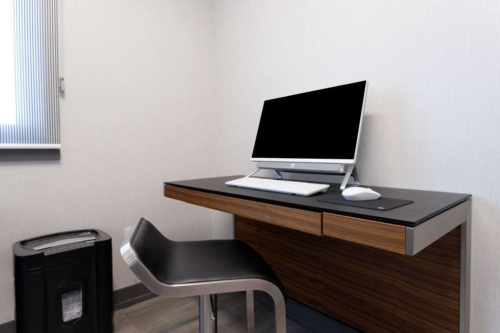 Travelodge by Wyndham Elkhart - photo 30