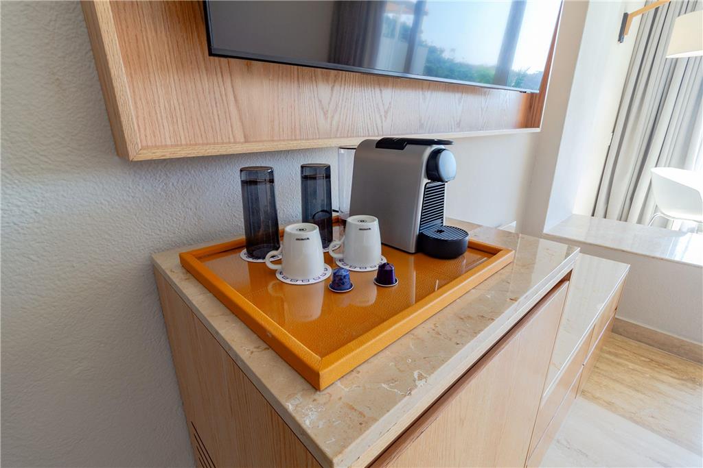 Camino Real Club coffee maker king