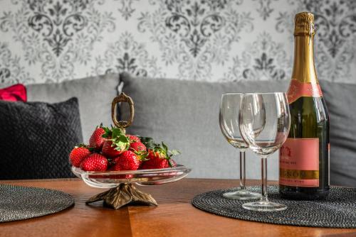 Apartament tuż przy Wawelu — 4-Star Luxury Hotel in Krakow, Poland