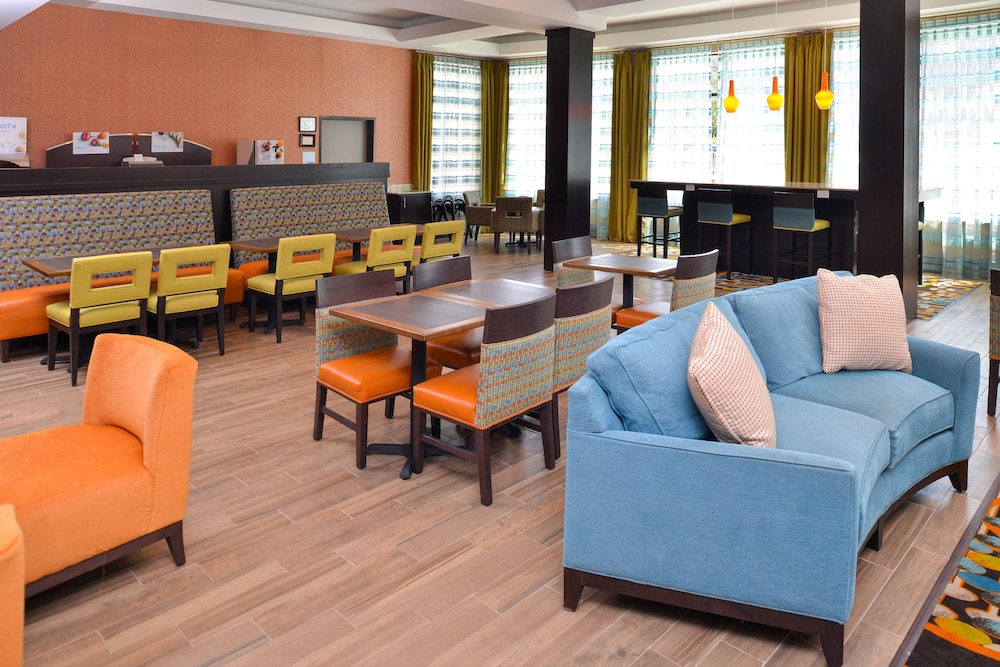 Holiday Inn Express & Suites Austin South by IHG - photo 56