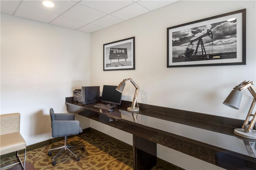 Best Western Duchesne Inn - photo 9