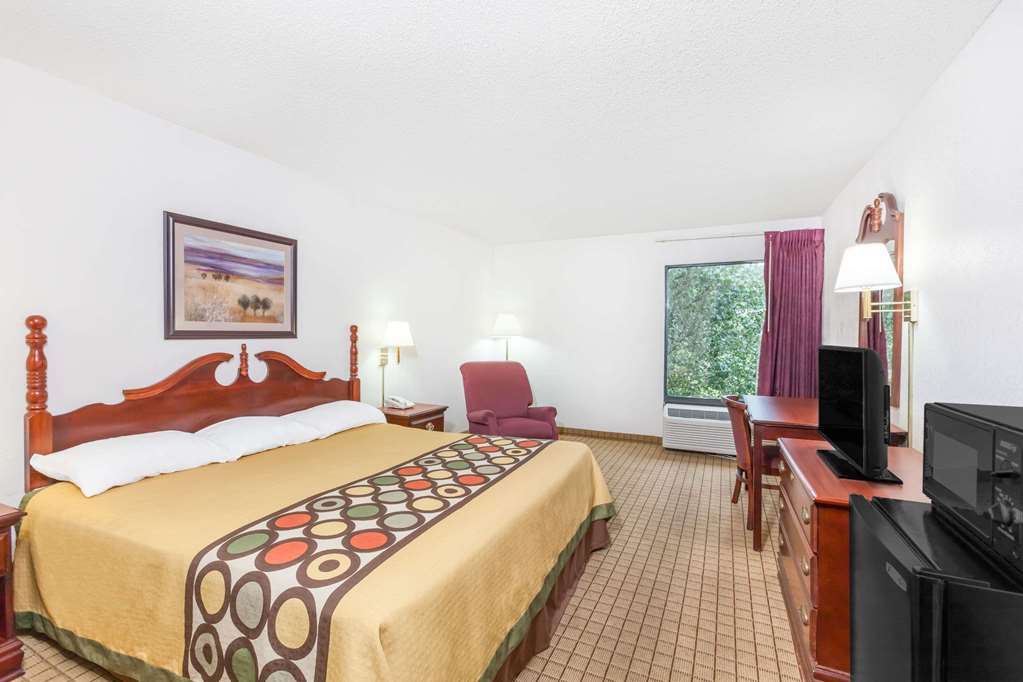 Super 8 by Wyndham Conway - photo 7