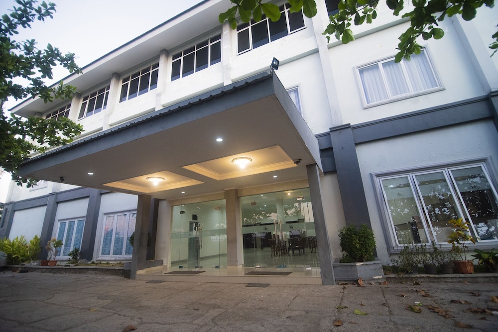 Hotel Maya by OYO Rooms in Kupang, Indonesia