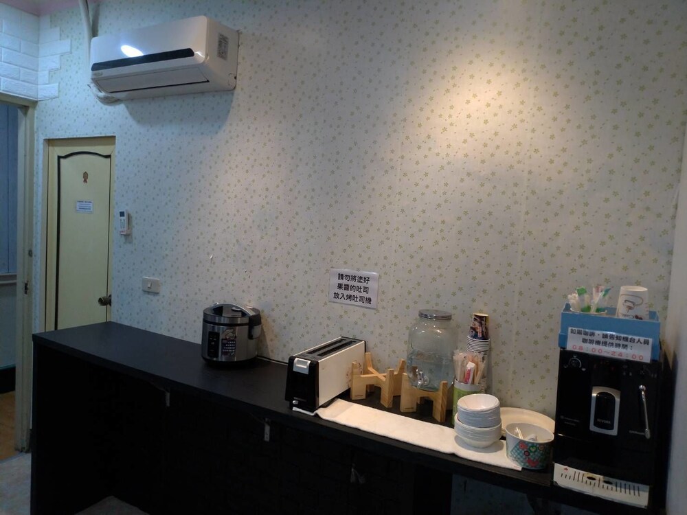 Chen Fei Business Hotel in Taoyuan, Republic of China Taiwan