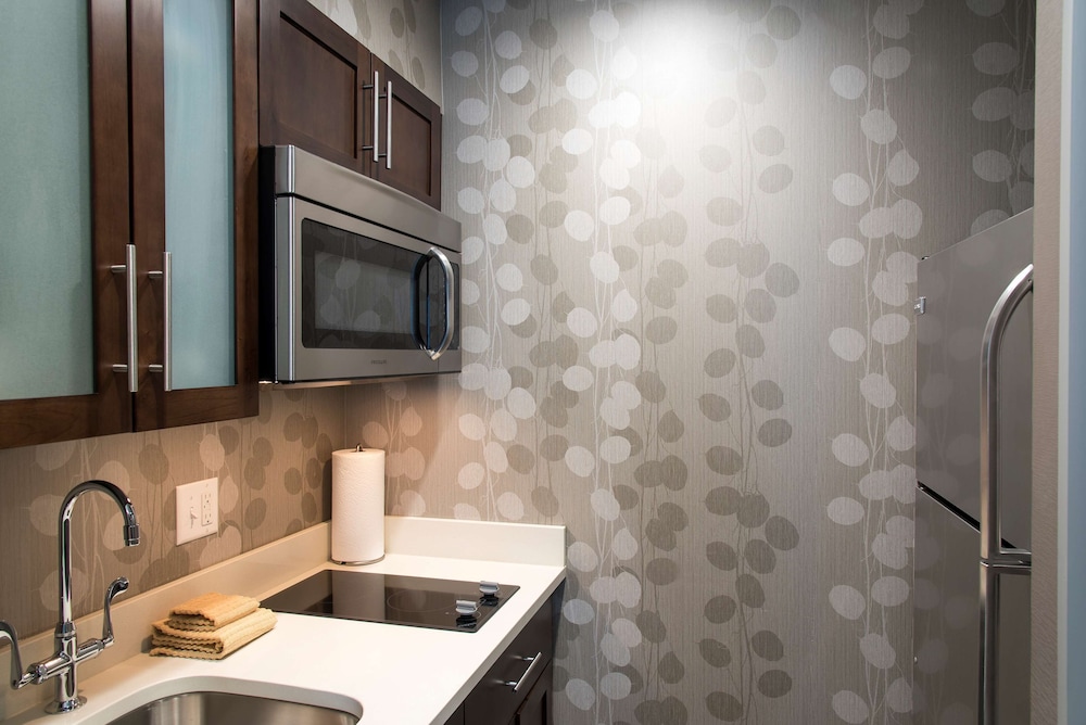 Homewood Suites by Hilton Cleveland Sheffield - photo 21