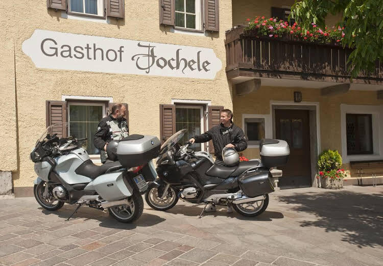 Hotel Gasthof Jochele — 4-Star Luxury Hotel in Falzes, Italy