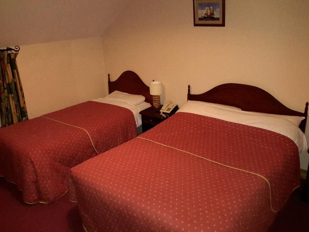 Bridge Hotel