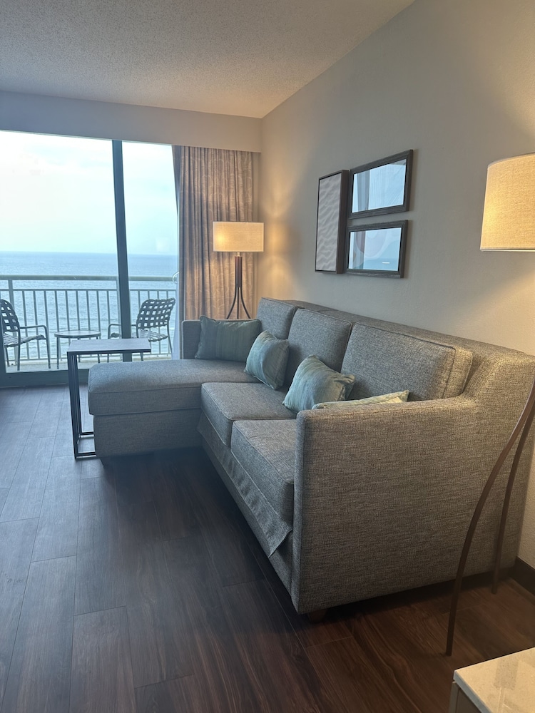 Hampton Inn Virginia Beach Oceanfront South - photo 19
