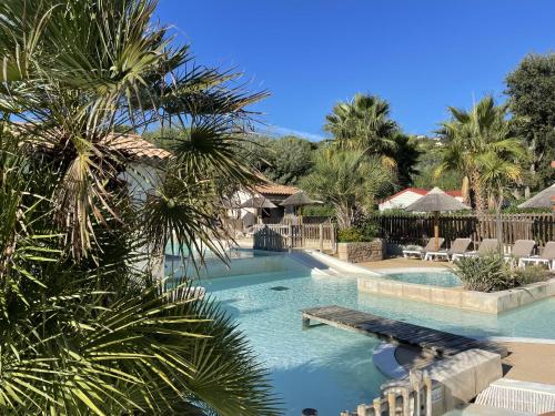 Camping De La Treille — 4-Star Luxury Hotel in Cavalaire-Sur-Mer, France