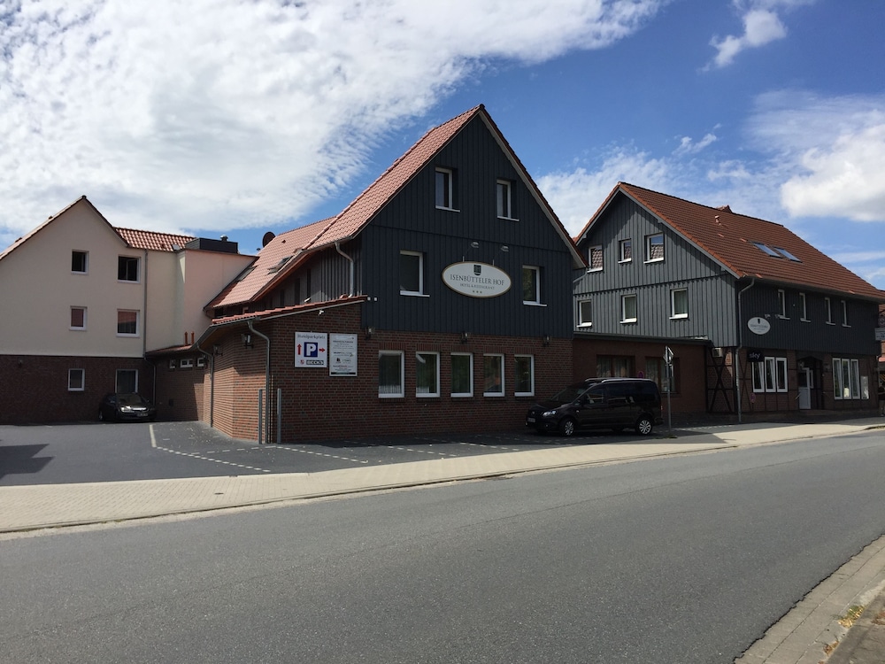 Hotel Isenbütteler Hof — hotel in Isenbuttel