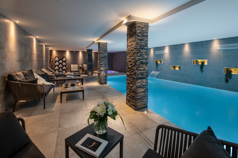 Annapurna by Alpine Resorts — 4-Star Luxury Hotel in Les Gets, France