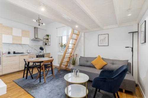 Old Town Chic Studio with Mezzanine by BookingHost — 4-Star Luxury Hotel in Krakow, Poland