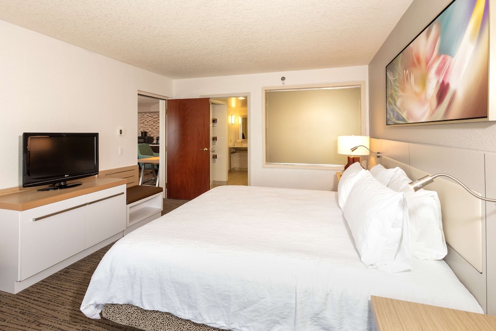 Hilton Garden Inn Daytona Beach Airport - photo 21