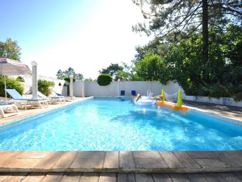 Villa in Almancil with Pool and Golf Green — 4-Star Luxury Hotel in Almancil, Portugal