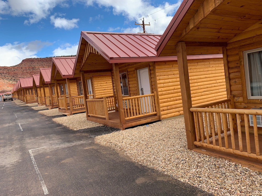 Red Canyon Cabins - photo 9