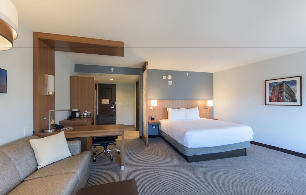 DoubleTree by Hilton Asheville Downtown - photo 9