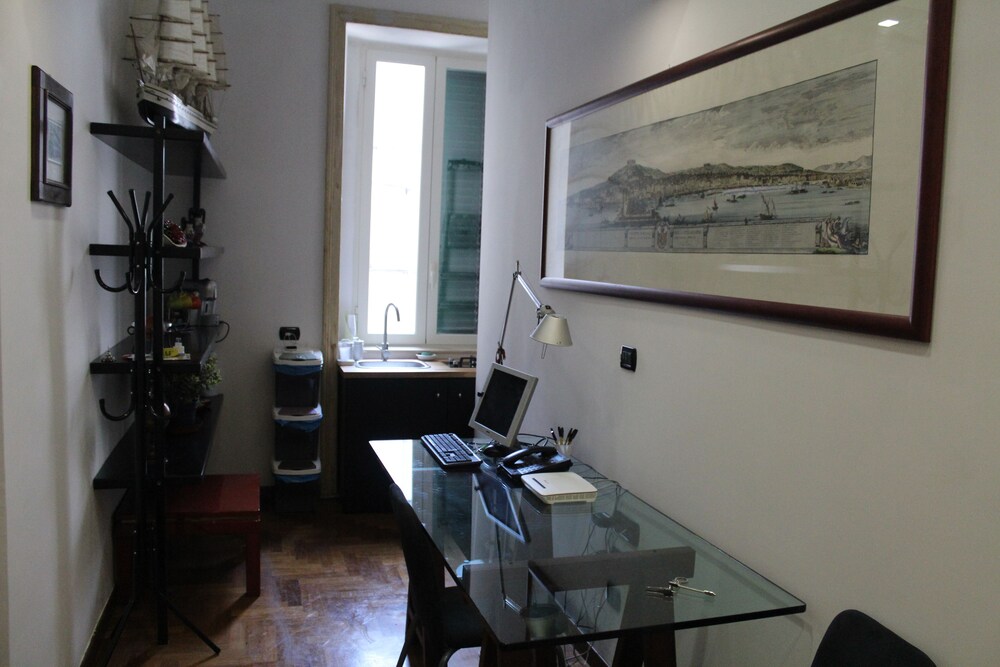 Pomodoro B&B — Naples — photo 2