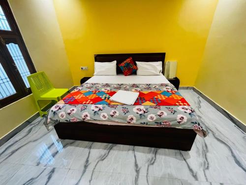 Hotel Shree Hanumat - carbon neutral hotel in Ajodhya