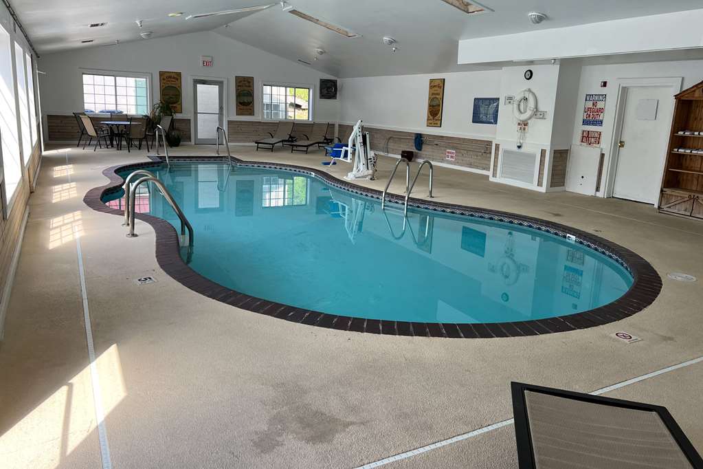 Quality Inn & Suites Red Wing - photo 12