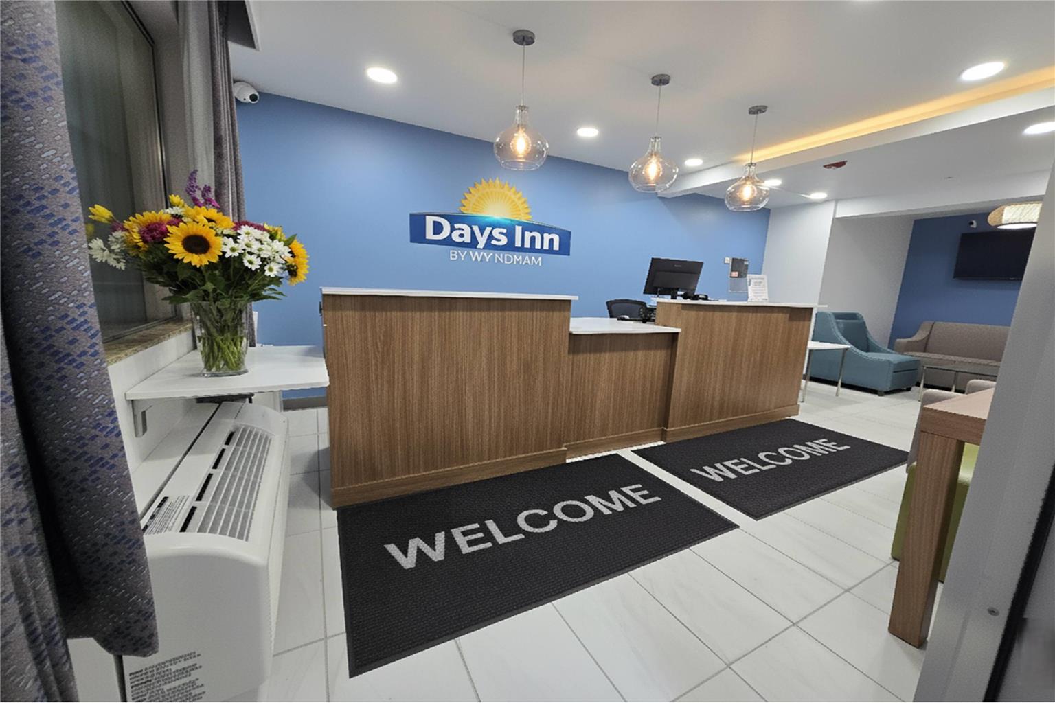Days Inn by Wyndham Rock Springs I 80 Green River - photo 6