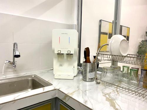 Alyn Home Kluang V Netflix — Kluang — photo 4