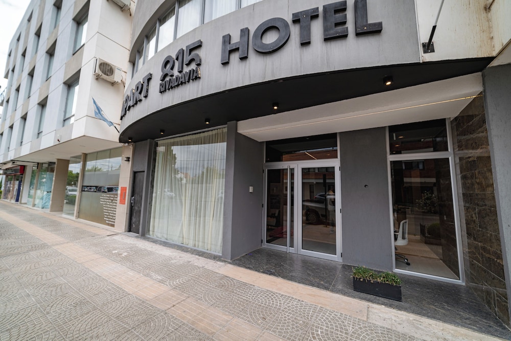 Apart Hotel Rivadavia 815 in Neuquen, Argentina