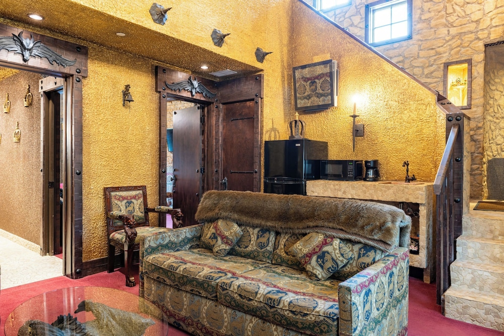 The Roxbury - photo 163