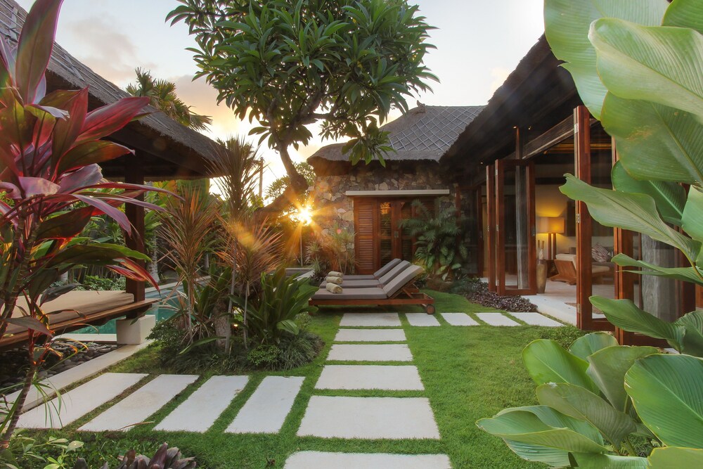 Villa Suar — 5-Star Luxury Hotel in Seminyak, Indonesia