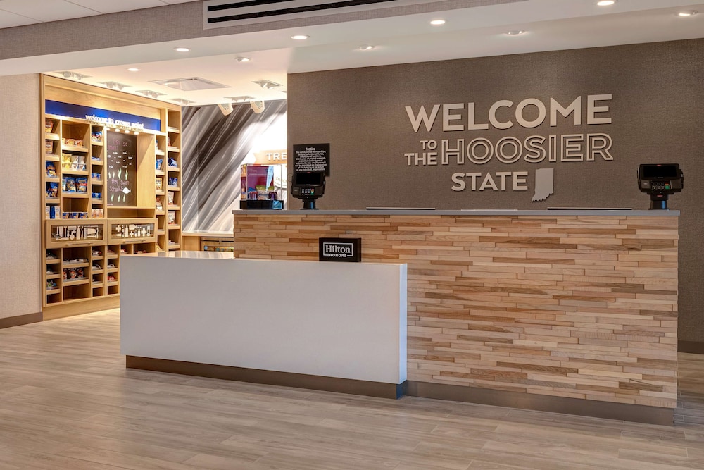 Hampton Inn Crown Point - photo 24