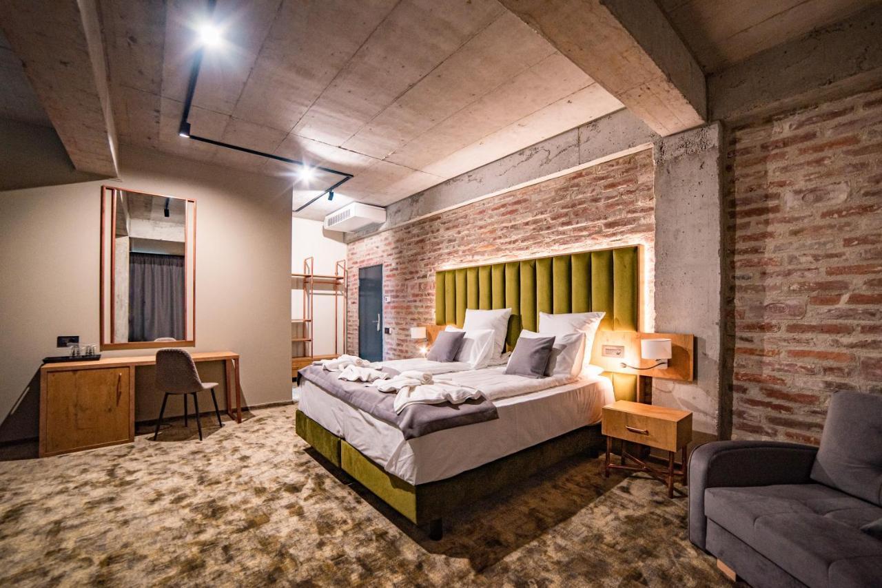 Mustang Boutique Rooms — Oradea — photo 4